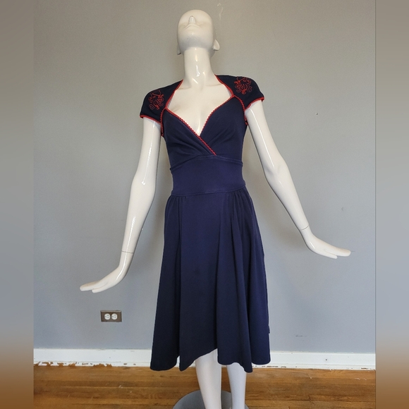 Pinup Couture Octavio The Octopus Dress, VGUC, Size M - Picture 2 of 9